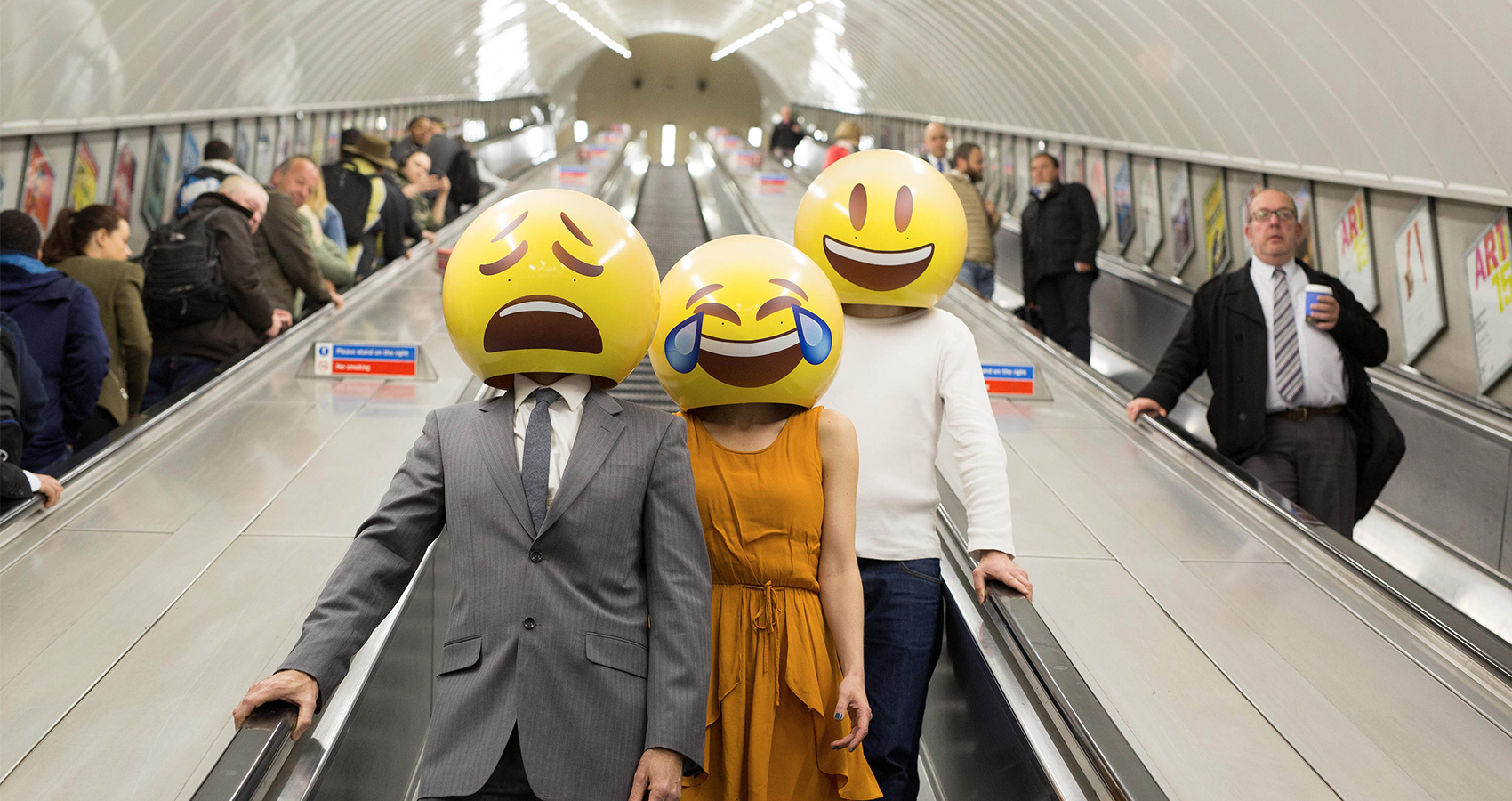 emojiis on escalator